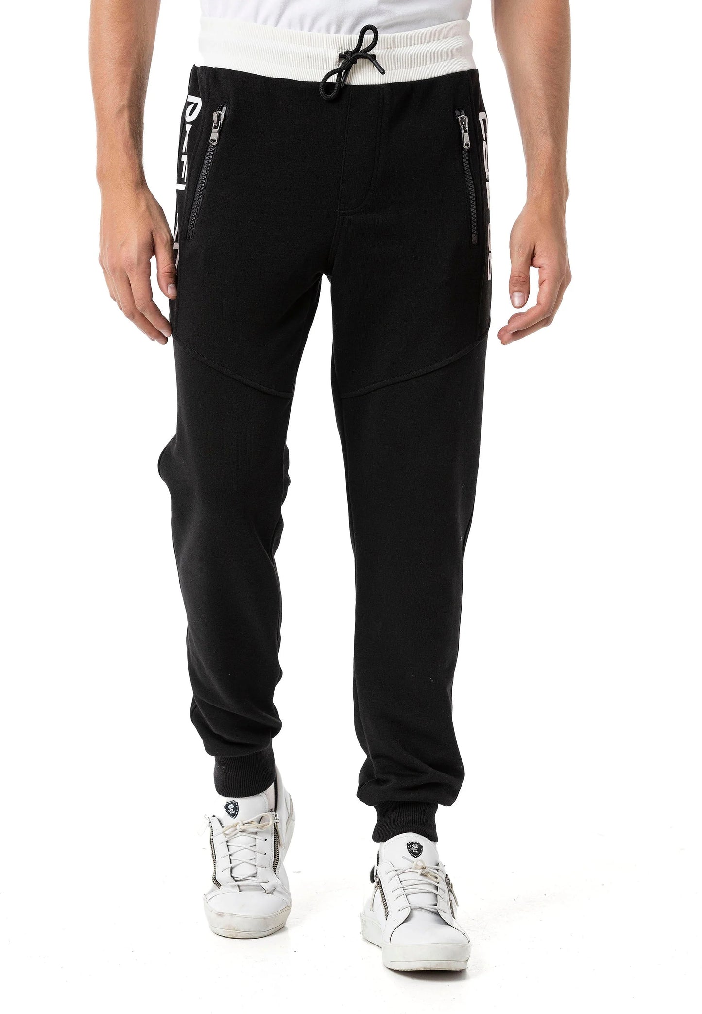 Cipo & Baxx Herren Jogginghose CR160