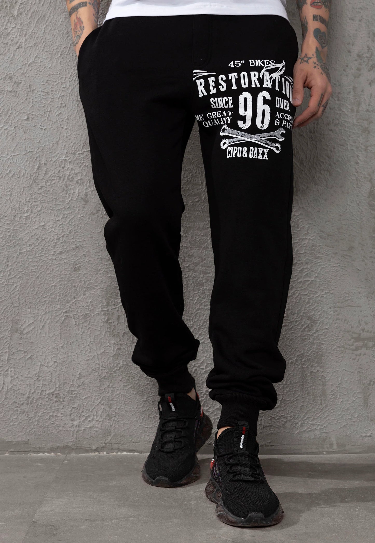 Cipo & Baxx Herren Jogginghose CR156