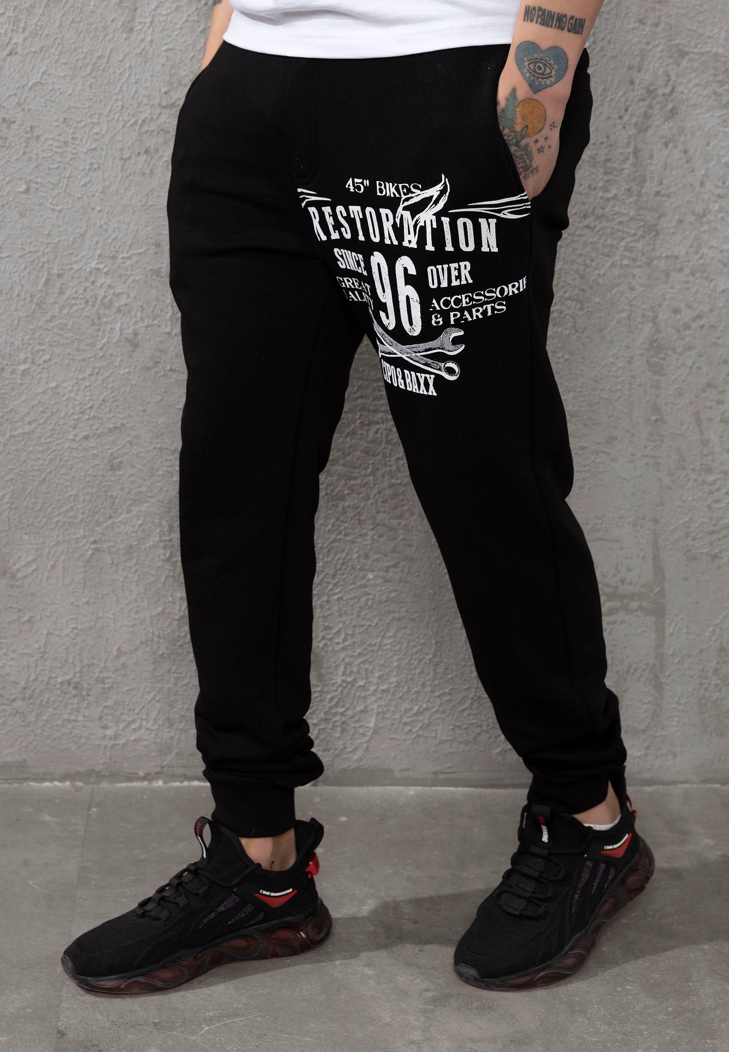 Cipo & Baxx Herren Jogginghose CR156